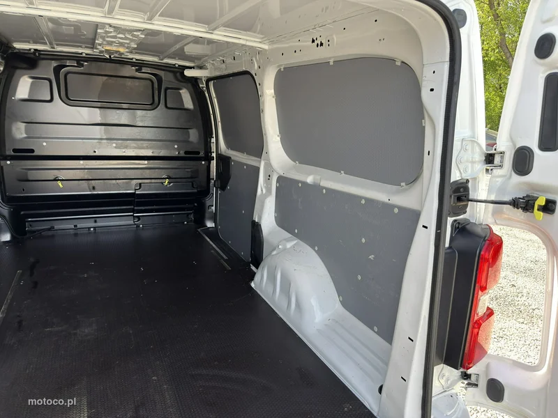 Opel Vivaro 17