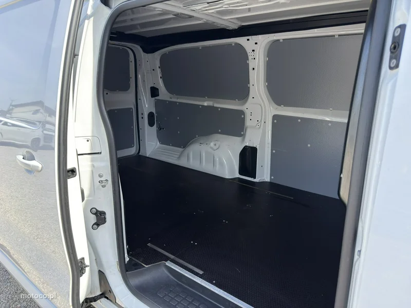 Opel Vivaro 19