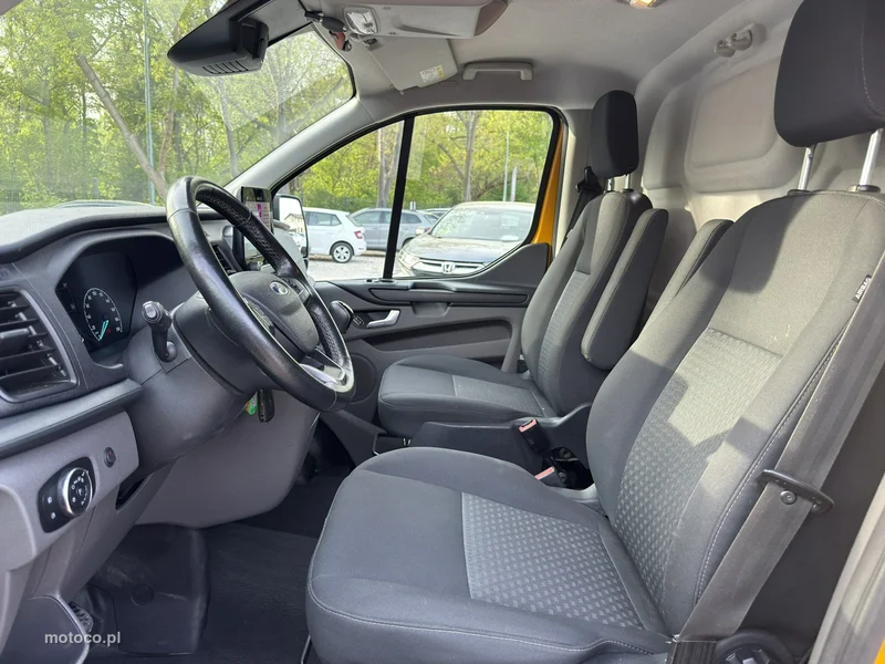 Ford Transit Custom 11