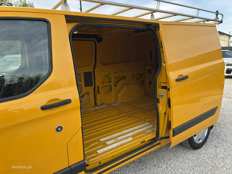 Ford Transit Custom 13