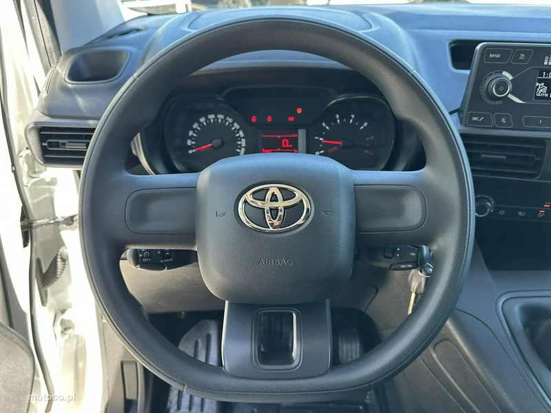 Toyota Proace City 25
