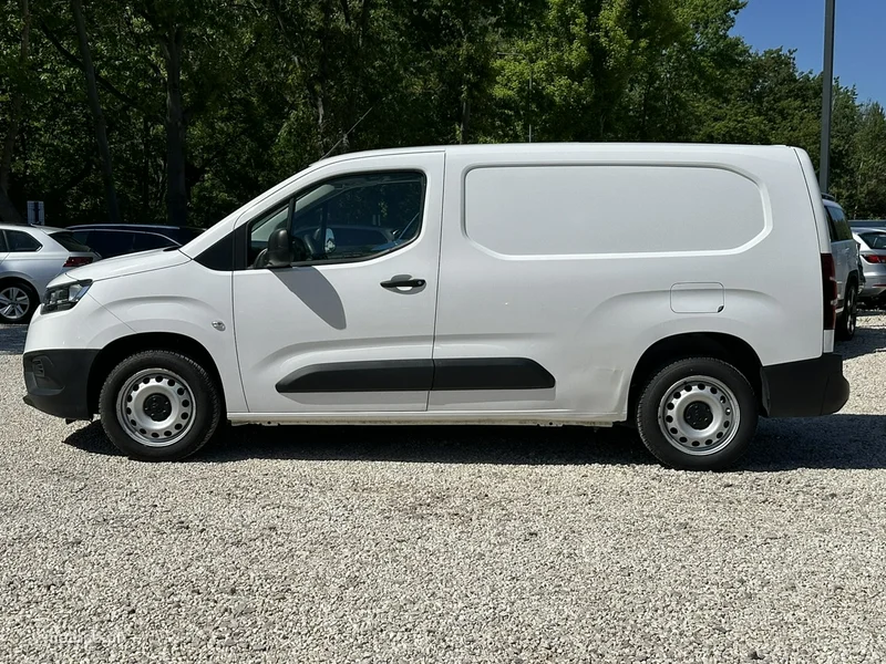 Toyota Proace City 4