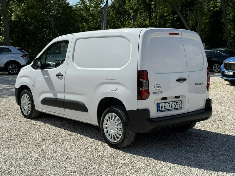 Toyota Proace City 5