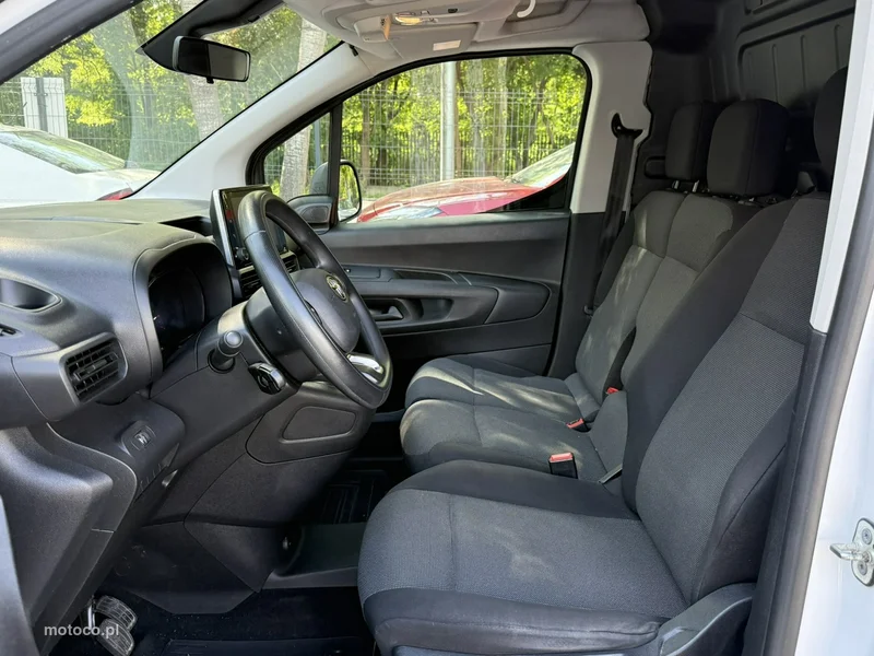 Toyota Proace City 11