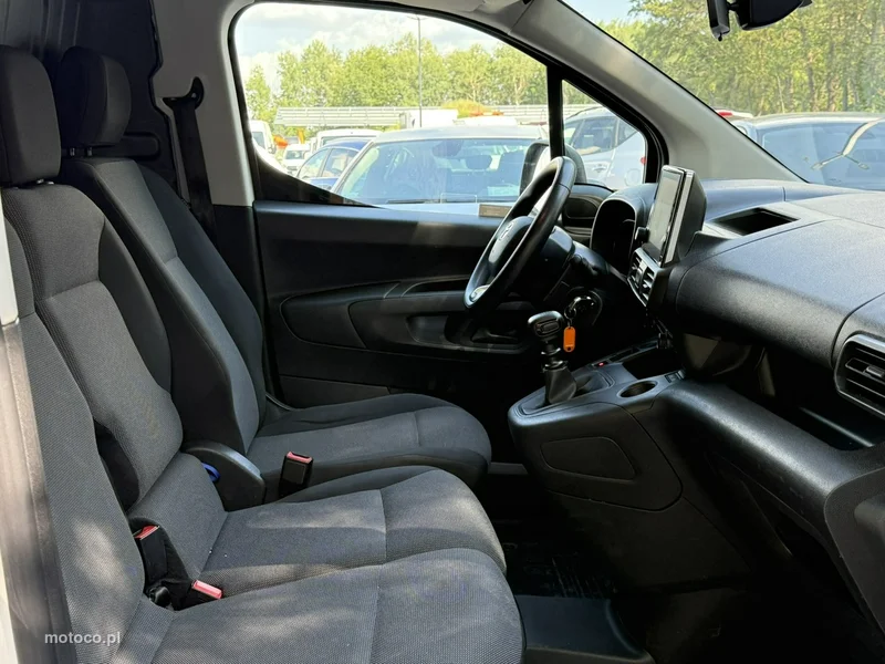 Toyota Proace City 17