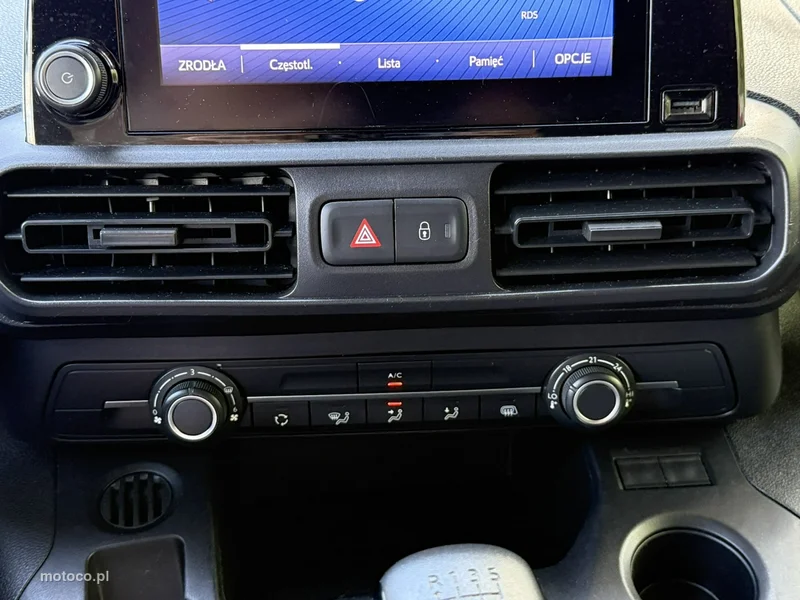 Toyota Proace City 23