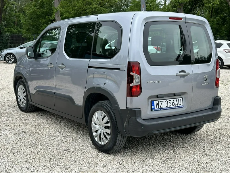 Peugeot Rifter 5