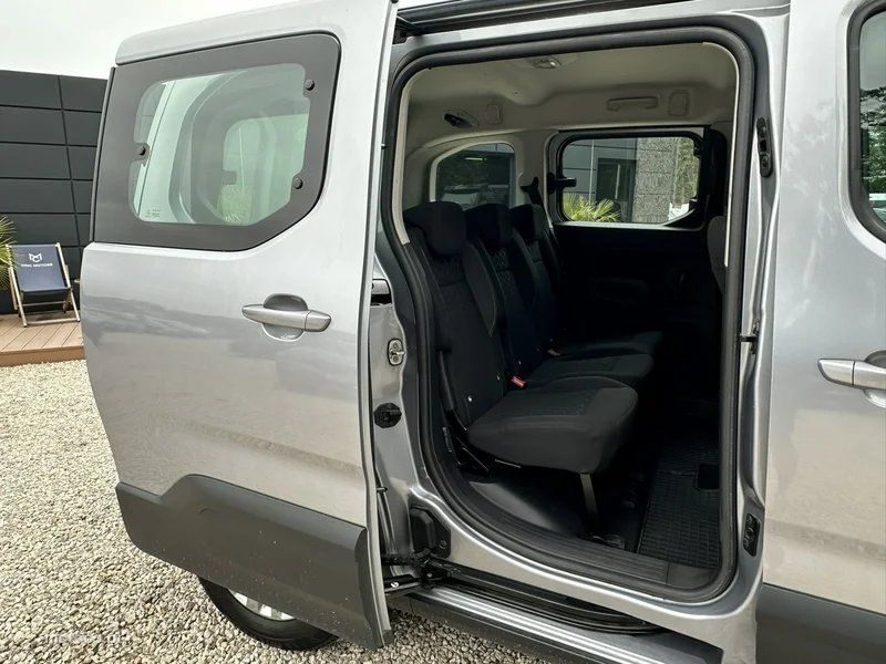 Peugeot Rifter 14