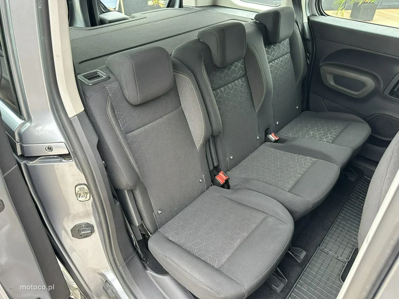 Peugeot Rifter 15