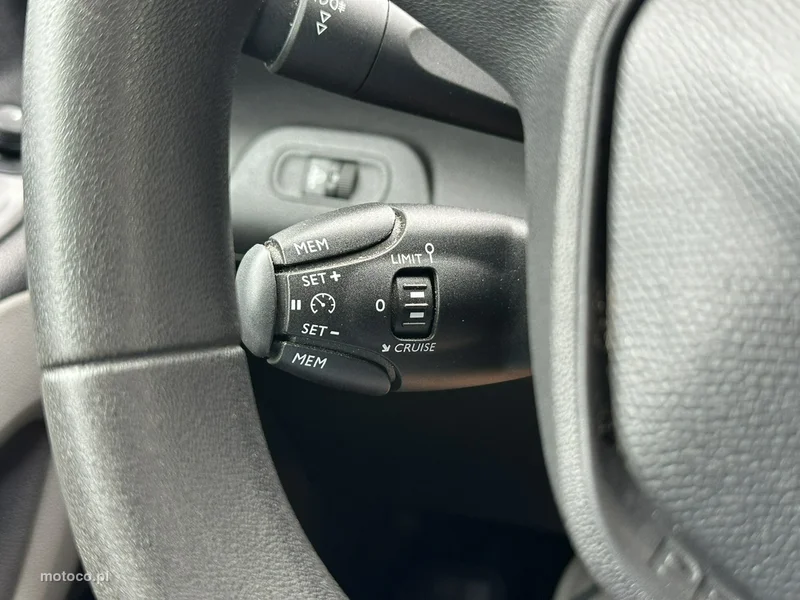 Peugeot Rifter 22