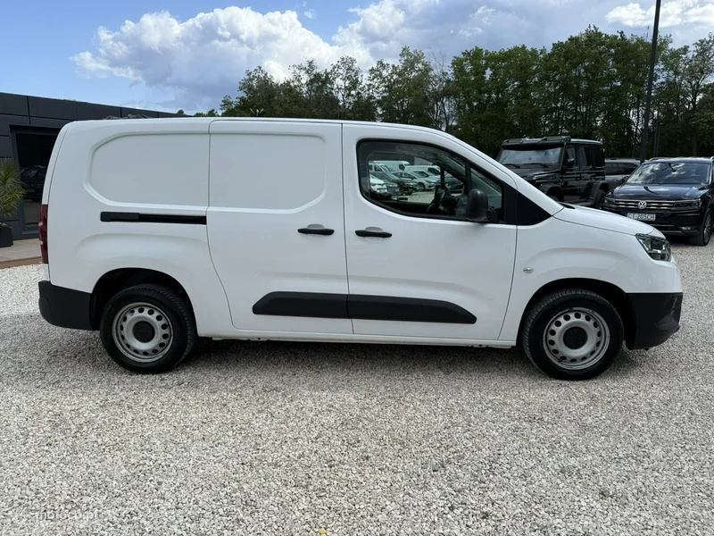 Toyota Proace City 18