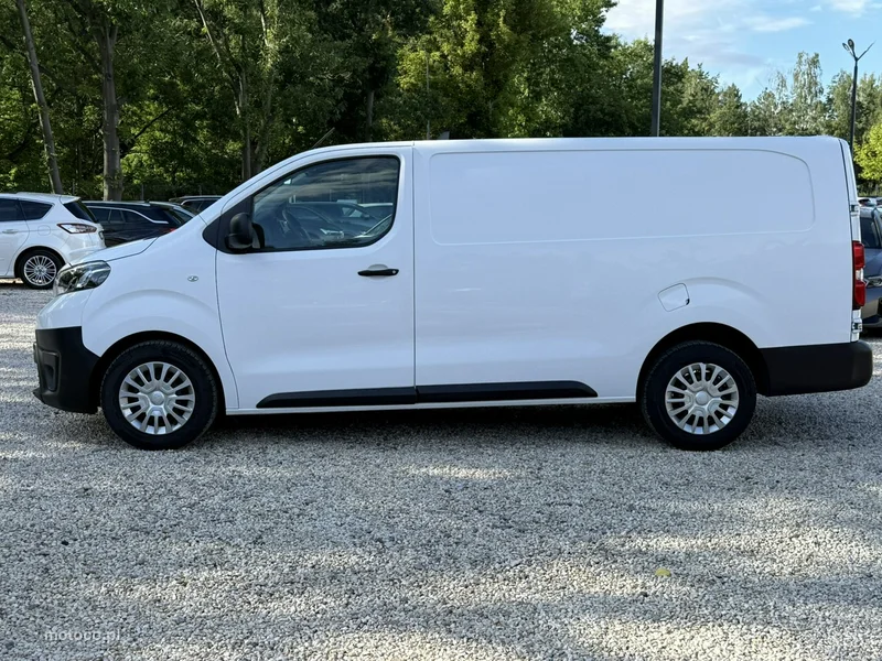Toyota ProAce 6