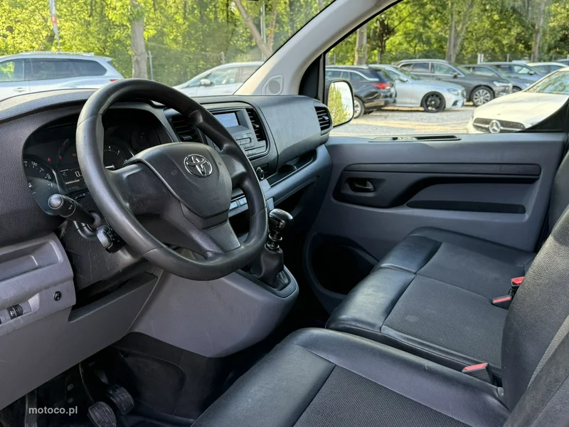 Toyota ProAce 10
