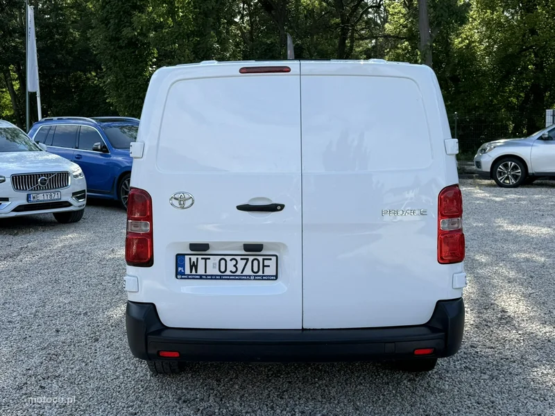 Toyota ProAce 4