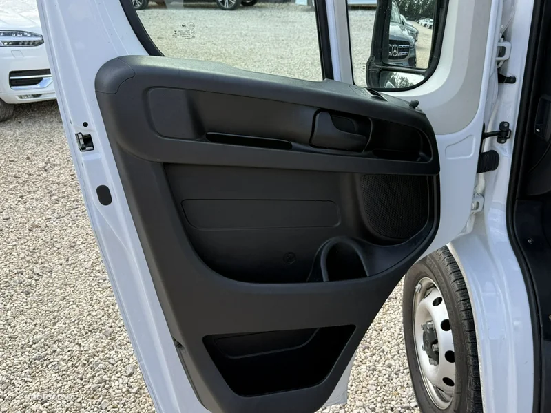 Fiat Ducato 12