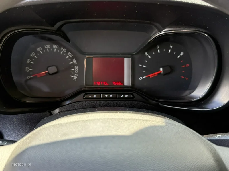 Toyota Proace City 9