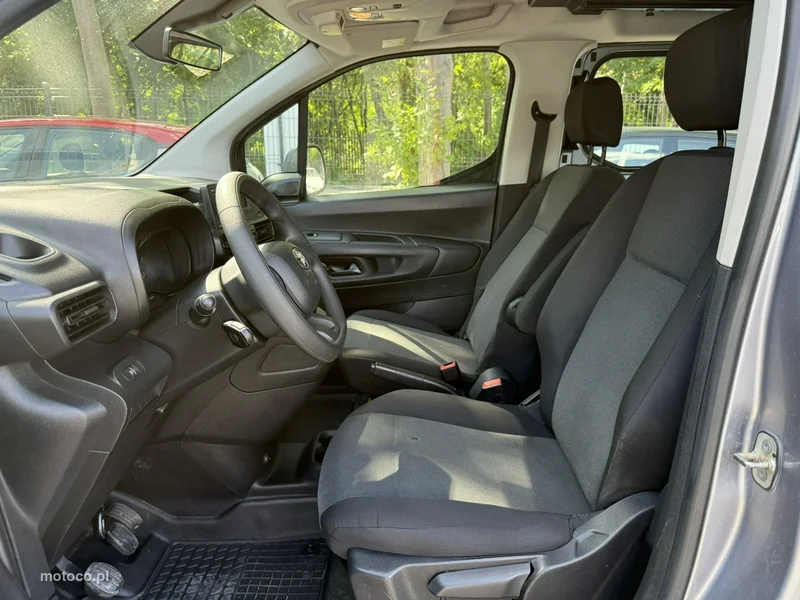 Toyota Proace City 11