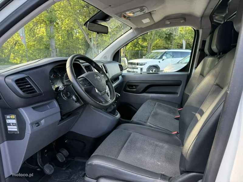 Opel Vivaro 15