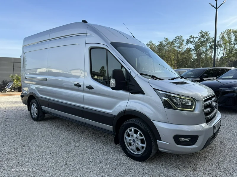 Ford Transit 7