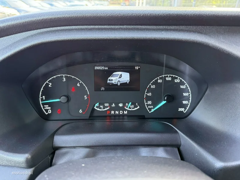 Ford Transit 8