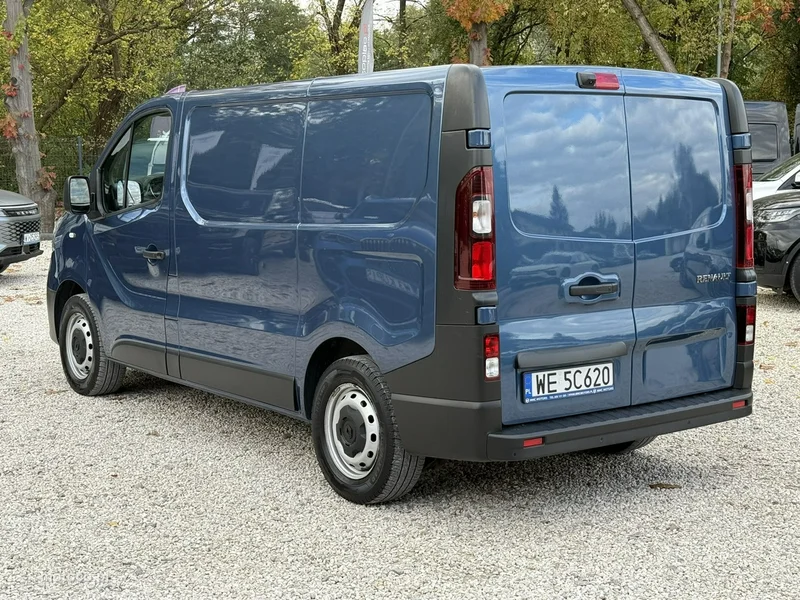 Renault Trafic 5