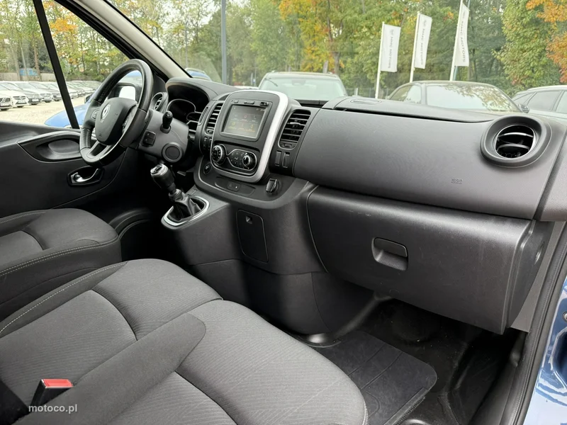 Renault Trafic 15