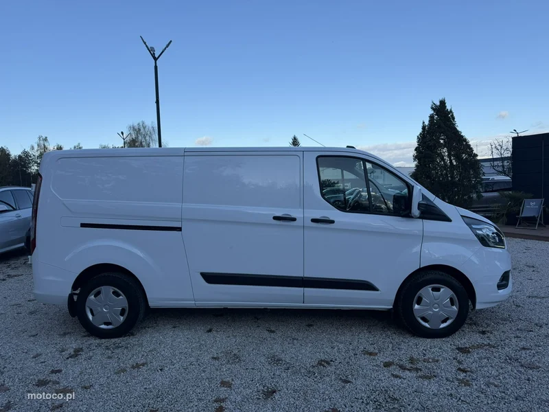 Ford Transit Custom 8