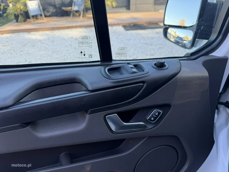 Ford Transit Custom 13