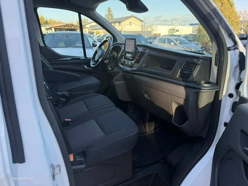 Ford Transit Custom 24