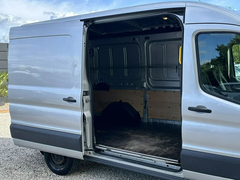 Ford Transit 10