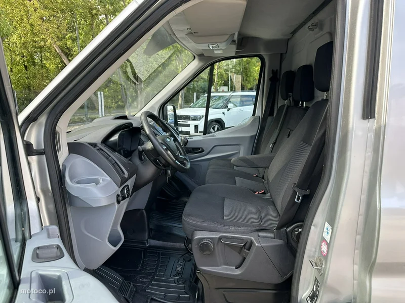 Ford Transit 13