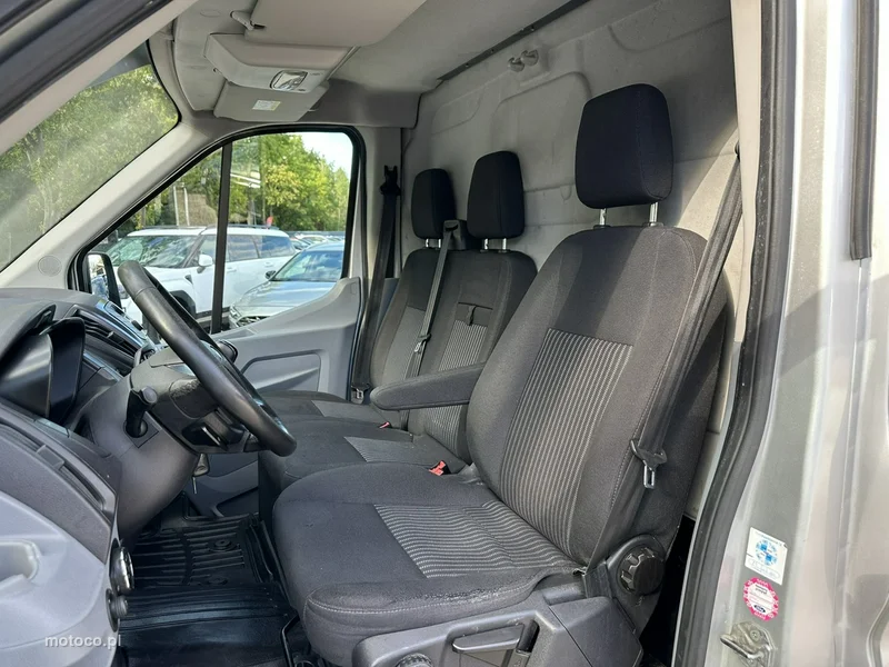 Ford Transit 14