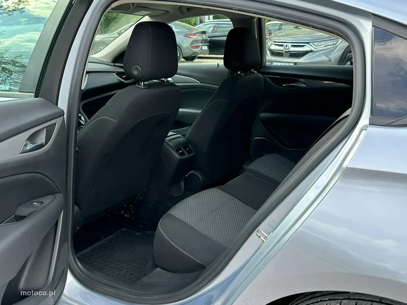 Opel Insignia B 14