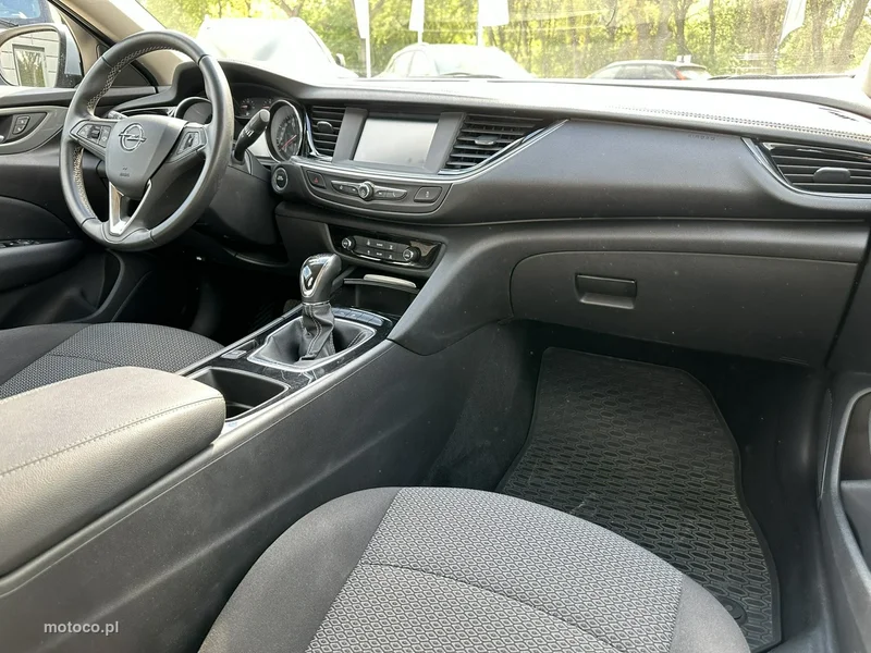 Opel Insignia B 21