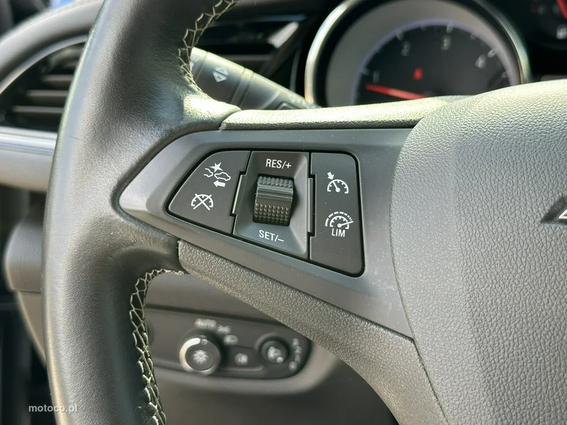 Opel Insignia B 28
