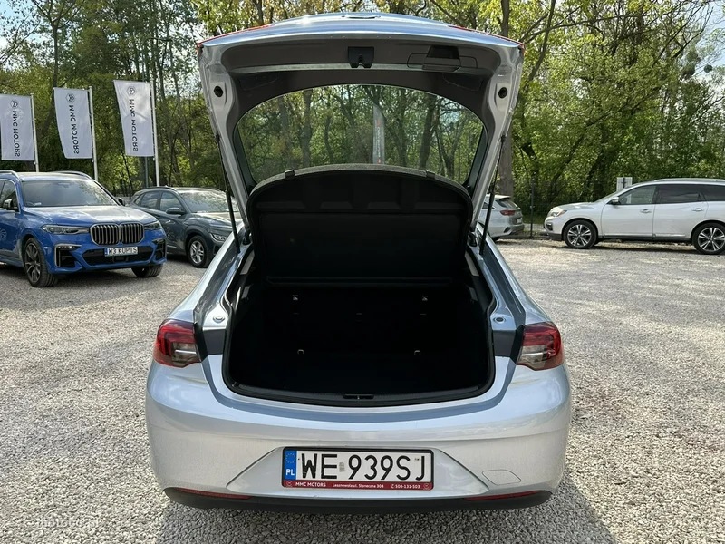 Opel Insignia B 10