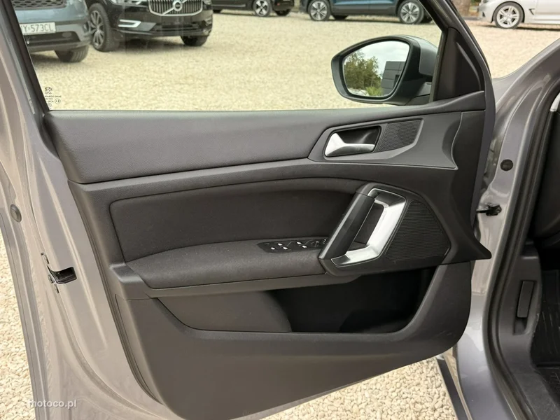 Peugeot 308 11