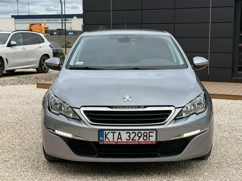 Peugeot 308 8
