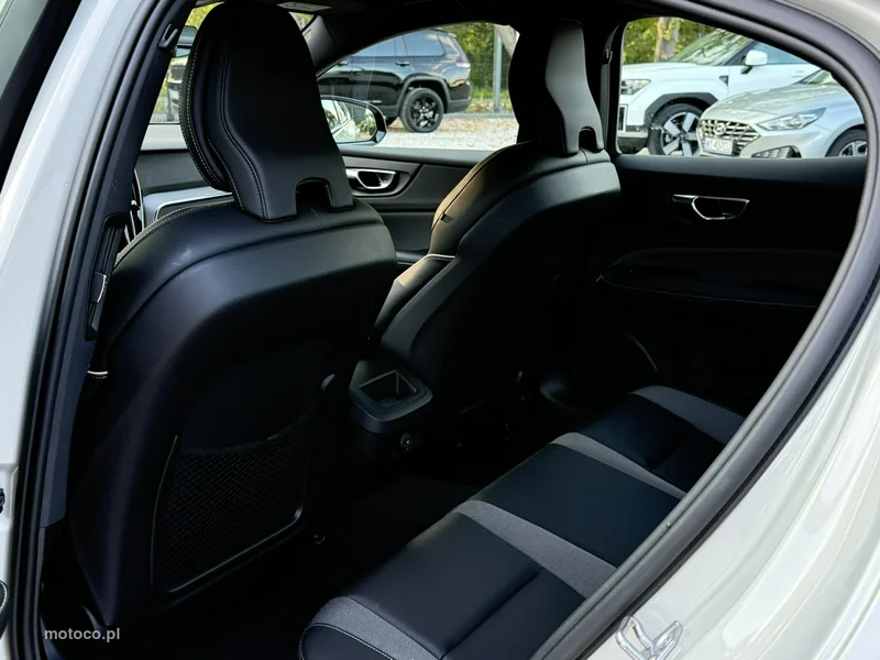 Volvo S60 16