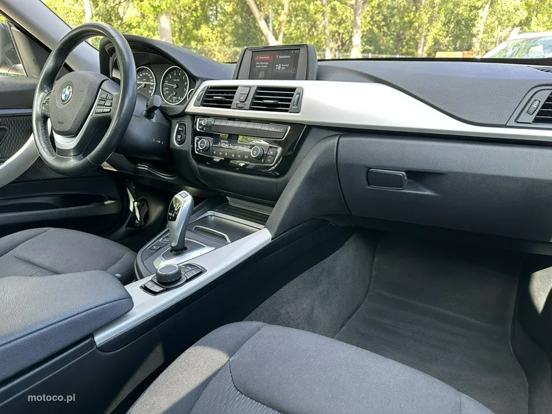 BMW Seria 3 G20 3GT 21