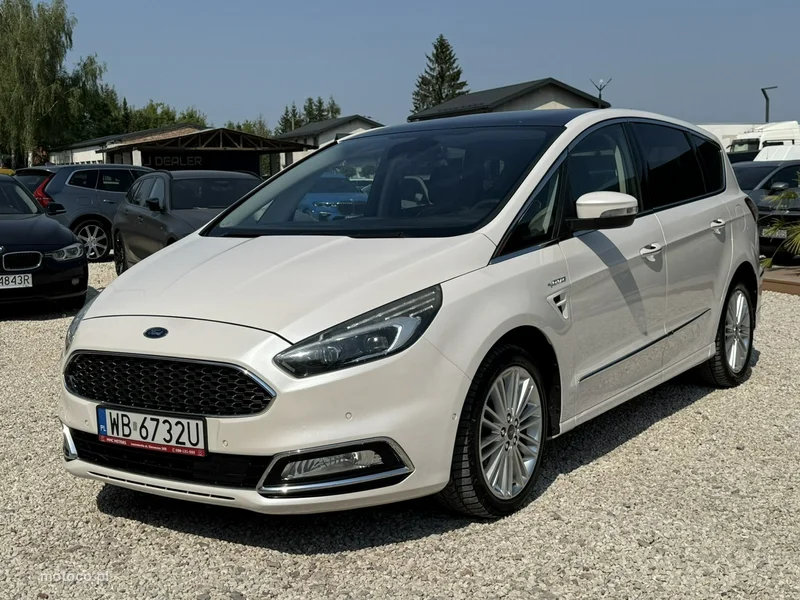 Ford S-Max II 7