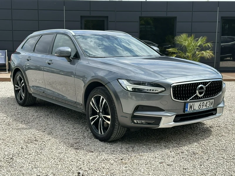 Volvo V90 Cross Country