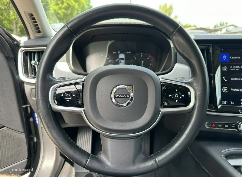 Volvo V90 Cross Country 24