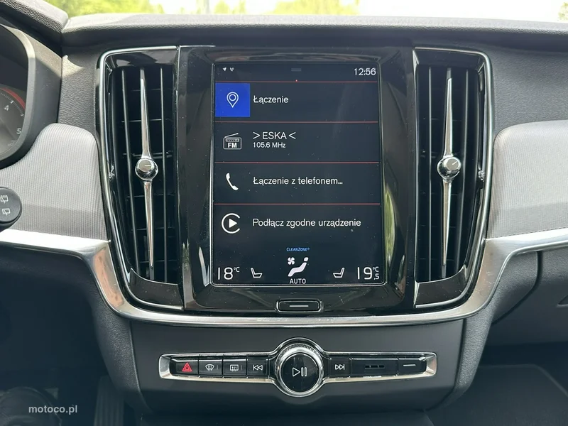Volvo V90 Cross Country 26