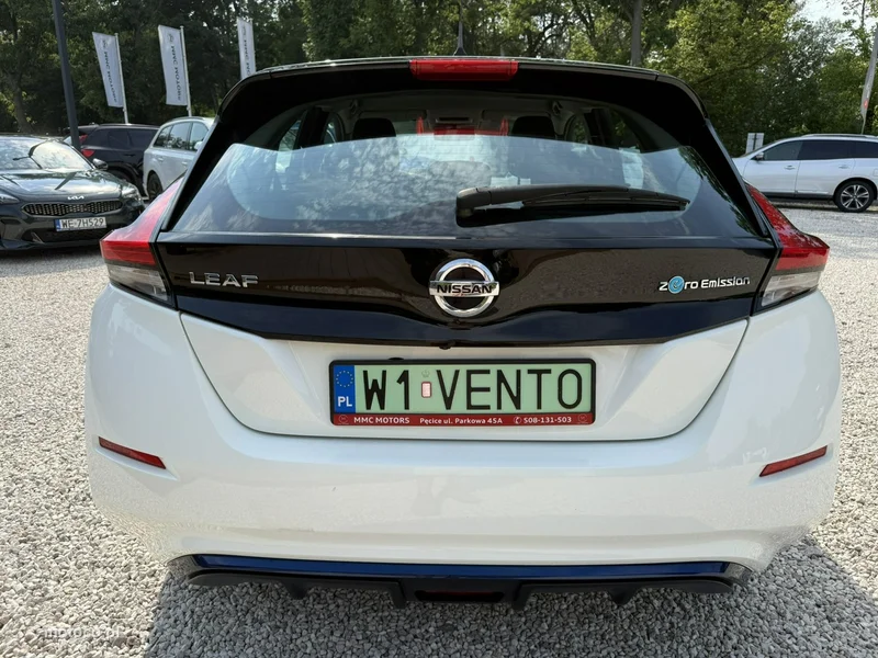 Nissan Leaf 11