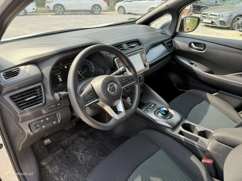 Nissan Leaf 14