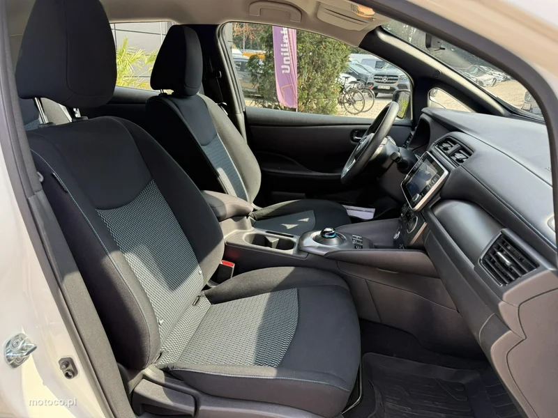 Nissan Leaf 26
