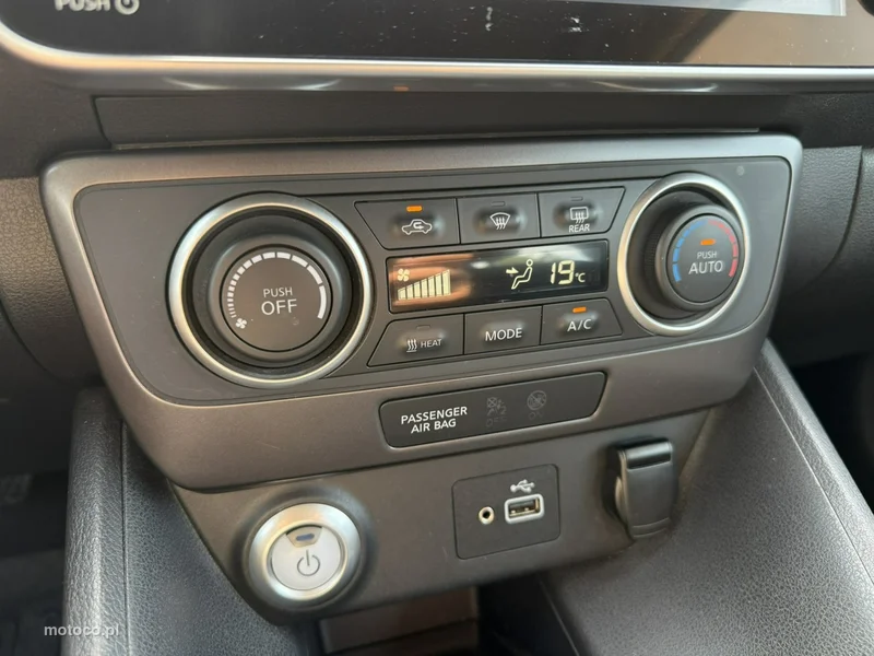 Nissan Leaf 4