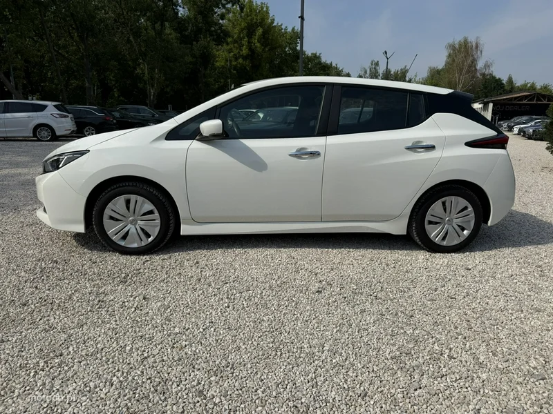 Nissan Leaf 7