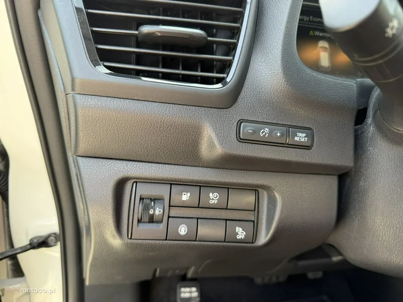 Nissan Leaf 10